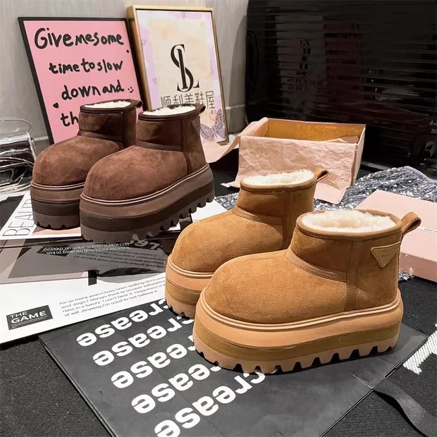 

Thick Bottom Snow Boots Special Design Big Slip-On Shoes Winter Women Fleece Lined Warm Fur Ankle Boots High Heels Platform 2025