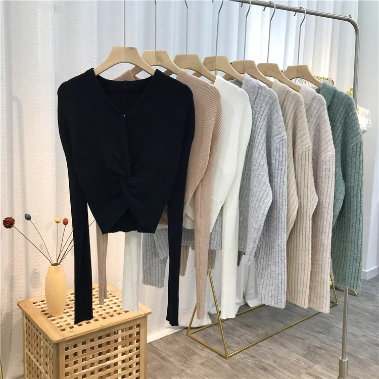 

9902 Autumn Winter New Sexy French Fashion V-Neck Twist High Elastic Paper Knit Sweater Base Shirt