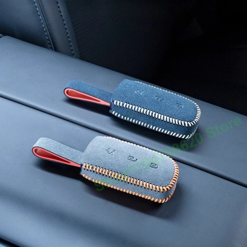 

Suitable for Lynk & Co 900 Car Key Case Cover Bag Buckle Keychain Decoration Car Interior Accessories