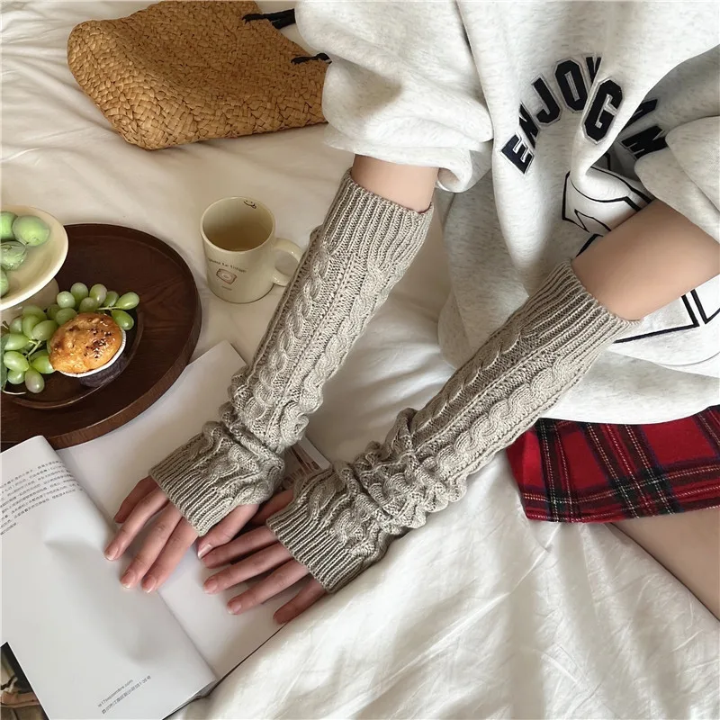 Warm knitted gloves, wristbands with thumb holes and fingerless arm sleeves, outdoor travel warmth and cold protection