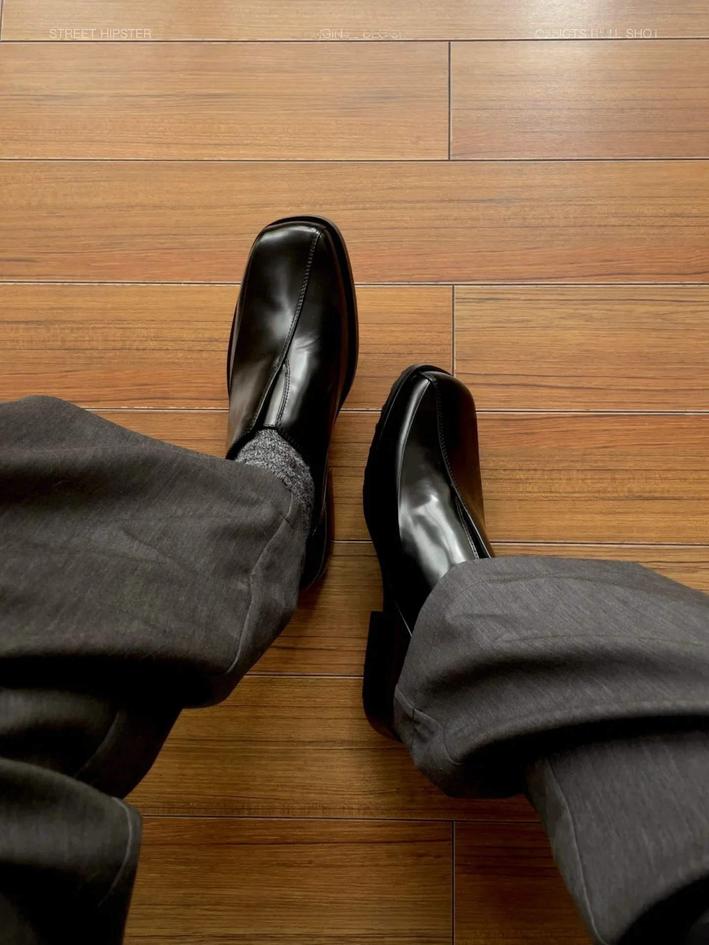 

Bla Glossy Slip-On oes Men's Longitudinal Chunky Heel Leather Casual Square Head Personali Mule oes