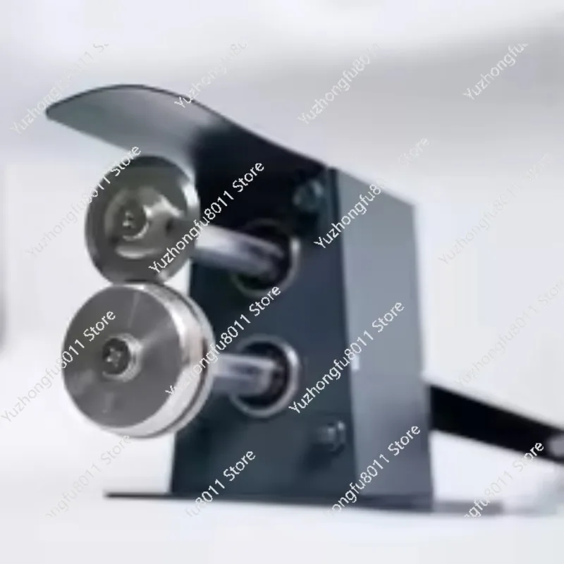A Sole Cutting Machine for Shoe Making Handcraft Footwear Production Equipment