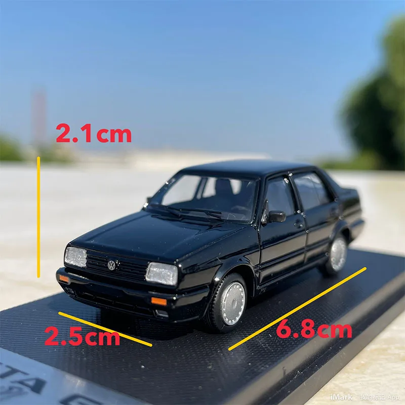 Diecast 1:64 Scale VW Jetta Simulation Alloy Car Model Static Display Collectible Gift Toy Decration Souvenir