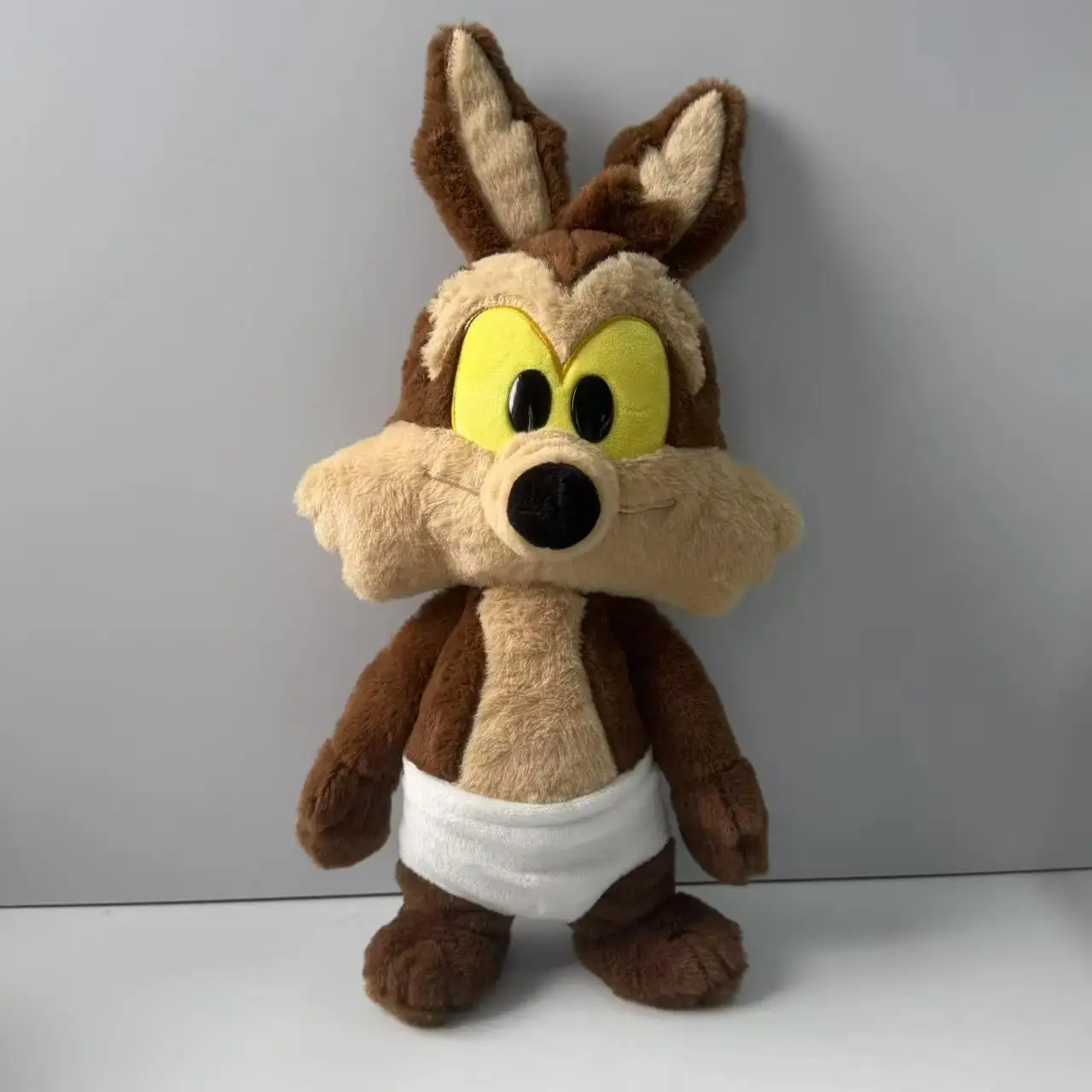 Neues 40cm großes Plüschtier „Coyote Wile E“, niedliches 40cm großes Plüschtier „The Cunning Brown Wolf“, Anime-Zubehör, Cartoon-Puppe, Geschenk. – Detail 8