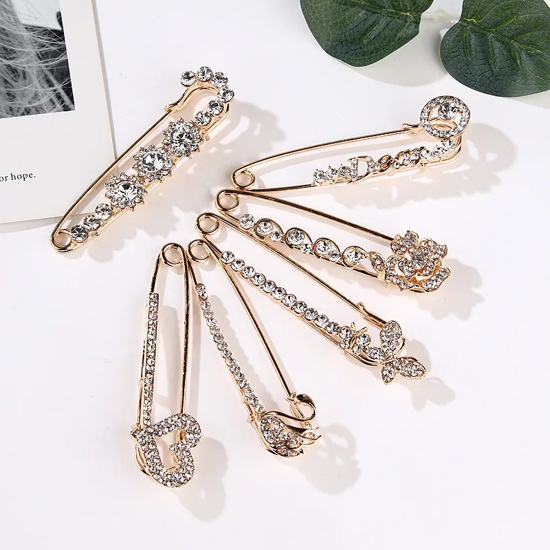 

Fashion Sweet Rhinestones Safety Pin For Women Clothing Accessories Bow Animal Love Brooch Dress Enamel Lapel Brooches Jewelry