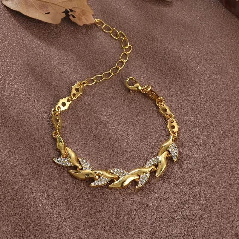 Hip Hop Leaf Bracelet For Women Gold Color Twisted Shiny Crystal Stone Charm Bracelet Elegant Adjustable Chain Daily Jewelry image 5