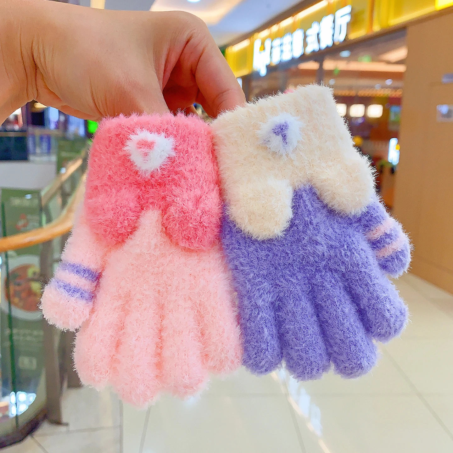3-6 Jahre Winter-Plüschhandschuhe mit 3D-Tierohren, Farbblock-Design, winddicht, warm, mit vollem Fingerbereich, für Kleinkinder, Jungen und Mädchen – Detail 6
