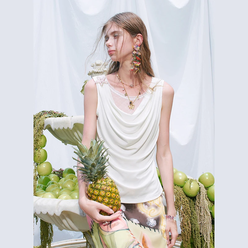ELFSACK Women's Elegant Sleeveless T‑Shirt with Draped Neck & Polka Dot Lining, Regular Fit Summer Tee, Casual Layering Tops