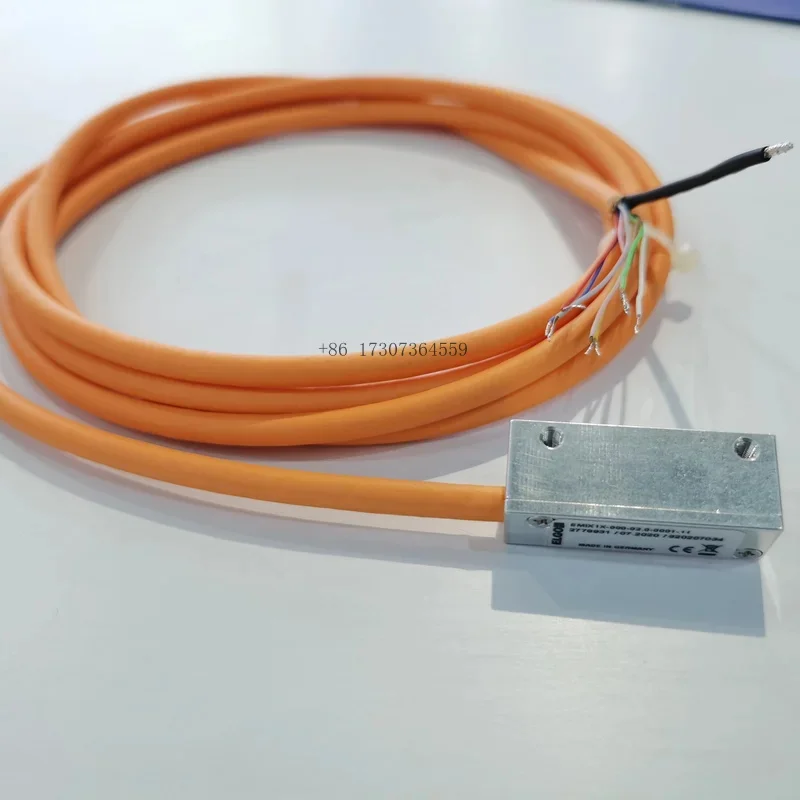 

EMIX1X — Магнитный инкрементный линейный энкодер с разрешением 1-м