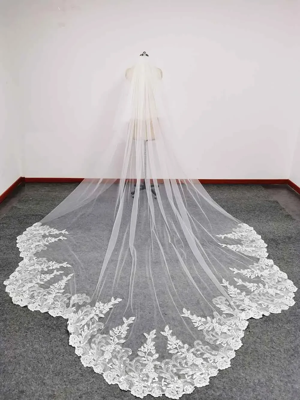 voile-de-mariee-sur-mesure-avec-photos-reelles-bords-ondules-paillettes-scintillantes-dentelle-voile-de-mariee-long-de-2t-peigne-3-m-35-m-4-m-5-m-voile-de-mariee-a-2-couches