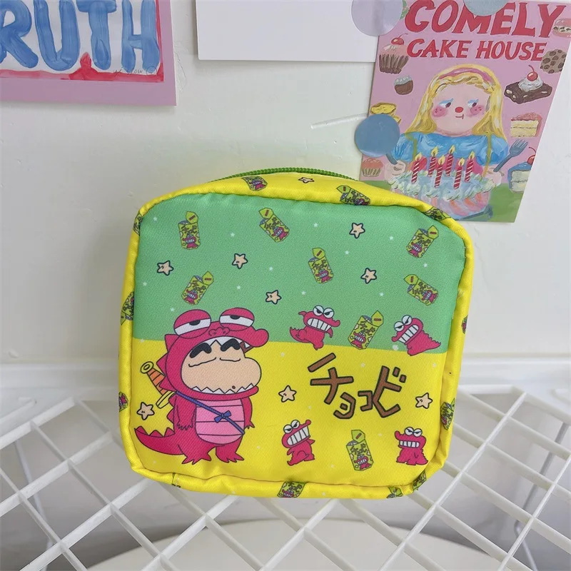 Crayon Shin-Chan Sanitary Napkin Bag Large Capacity and Portable Coin Purse Credit Card Holder Pouch Organizer Menstrual Bag