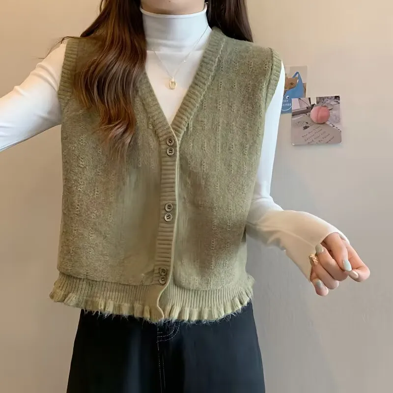 Women V-neck Knitted Vest 2025 Spring Autumn Ruched Sleeveless Cardigan Female Korean Fashion Loose All-match Short Waistcoat