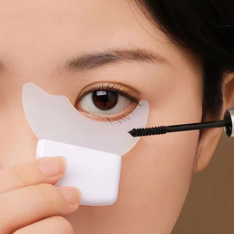 Eyeliner Template Silicone Eye Makeup Stencils Eyelash Baffle Mascara Shield Applicator Guard Pads Eyebrow Eyeliner Shaping Tool view 6