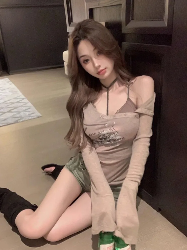 

2024 Early Autumn New T-shirt For Women Y2k Irregular Slim Fit Long Sleeve Tops Mujer Cartoon Printed Tees