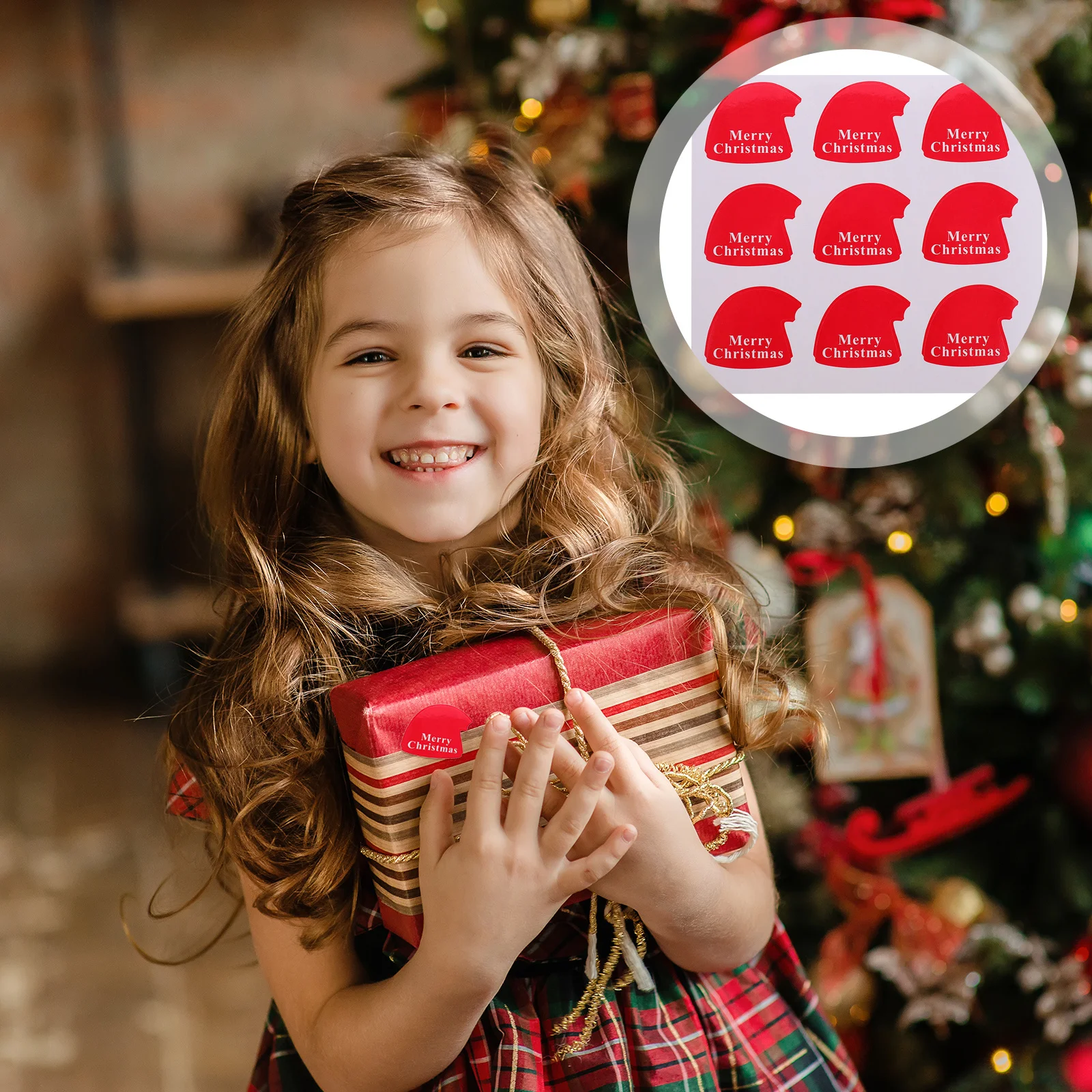 

20 Sheets Christmas Hat Shape Self-Adhesive Stickers Long-Lasting Sealing Stickers for Bouquets Parcels Candy Bags Xmas Decor