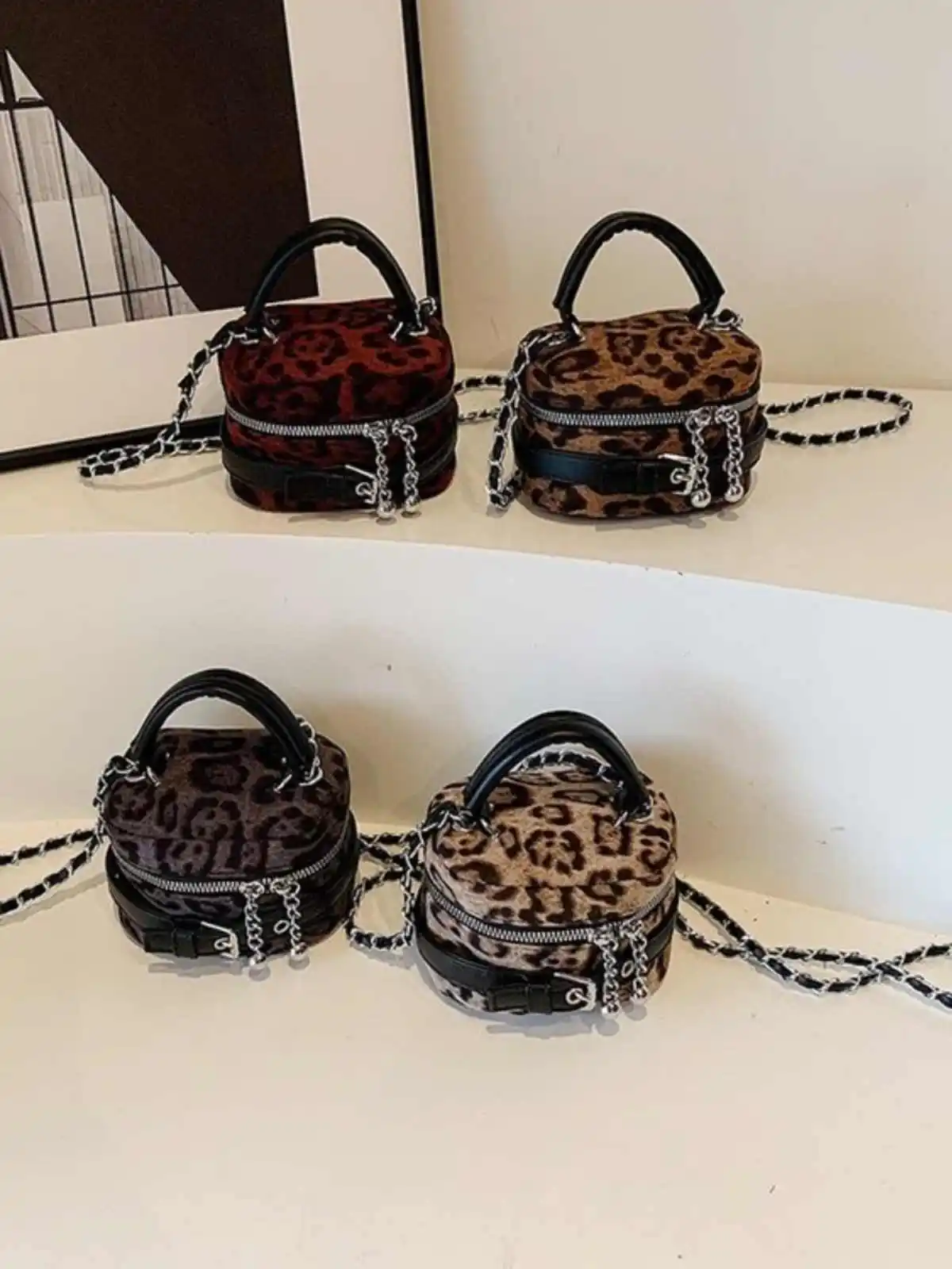 Fashion Leopard Pattern Handheld Bag Women Small Box Crossbody Bag Autumn Winter New Collection Simple Versatile Shoulder Bag