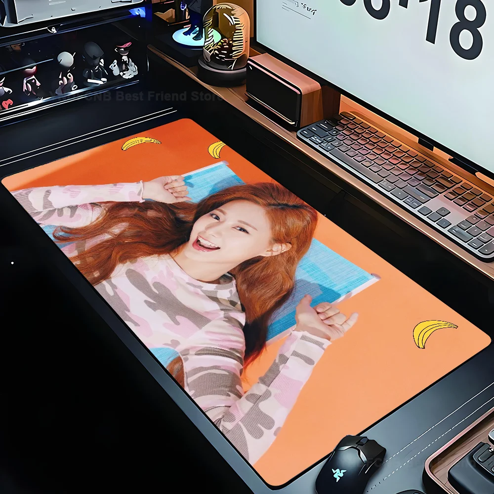 

Kpop Girl Group Mousepad Mouse Mat Desk Mat with Pad Gaming Accessories T-TWICE Chou Tzuyu Prime Gaming XXL Keyboard Pad