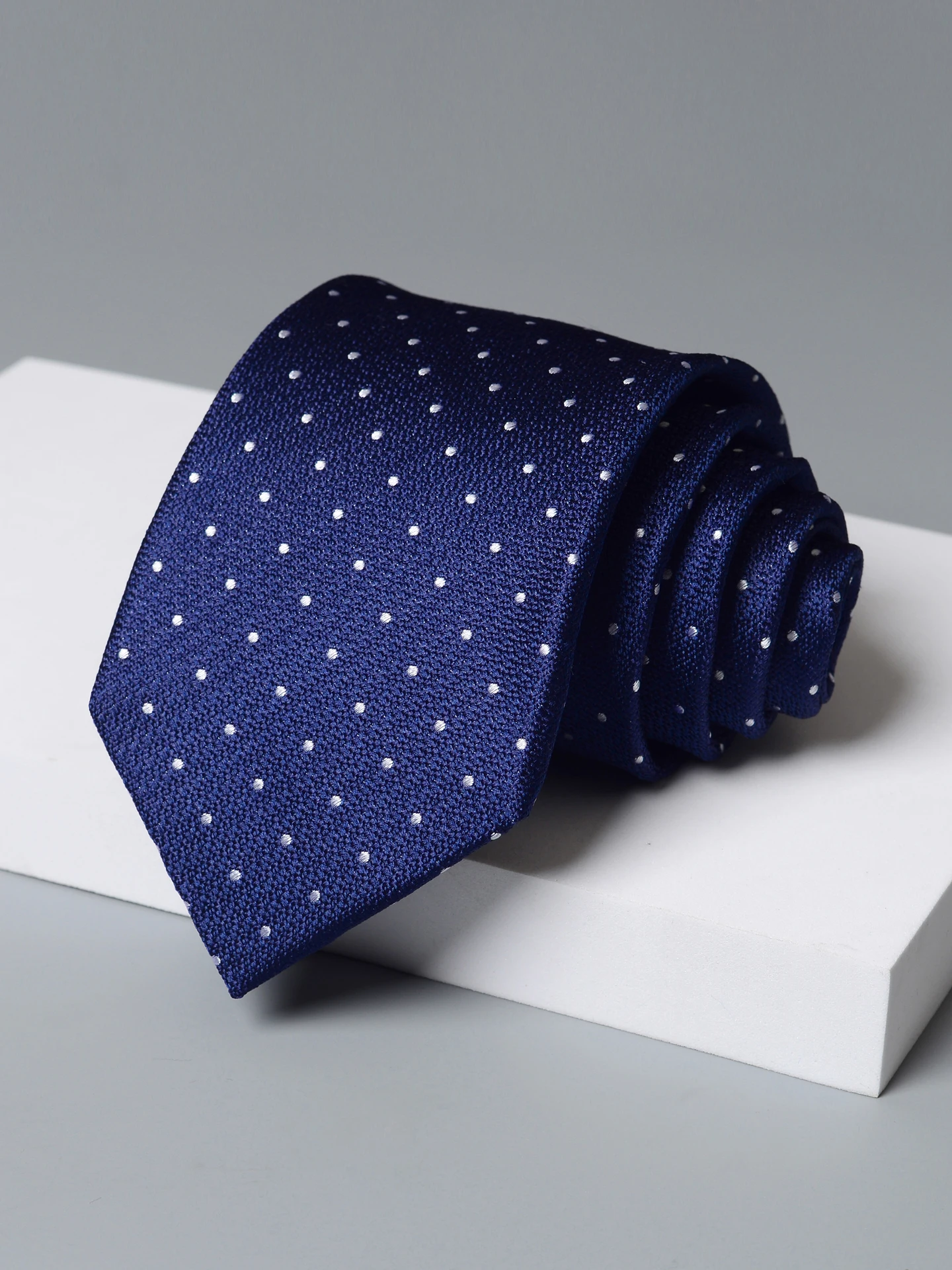 corbata-de-seda-hecha-a-mano-para-hombre-color-azul-oscuro-con-puntos-estilo-formal-de-negocios-en-caja-de-lujo-8-cm-cor
