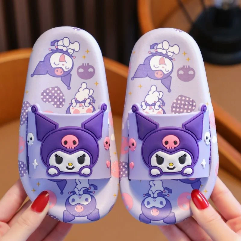 Kawaii Hellokitty Kuromi kapcie Sanrio moja melodia Cinnamoroll Cartoon śliczne kąpielowe sandały letnie dzieci kryty domu antypoślizgowe