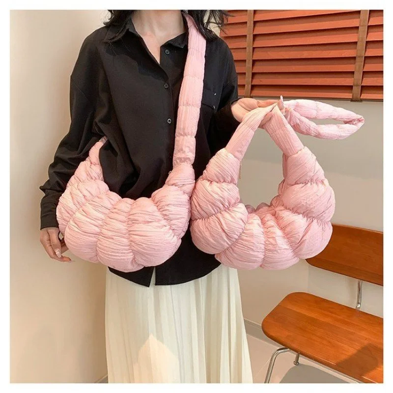 

Chic Women's Tote Bag Luxury Brand Famous Designer Popular Classic Elegant Leather Shoulder Handbag