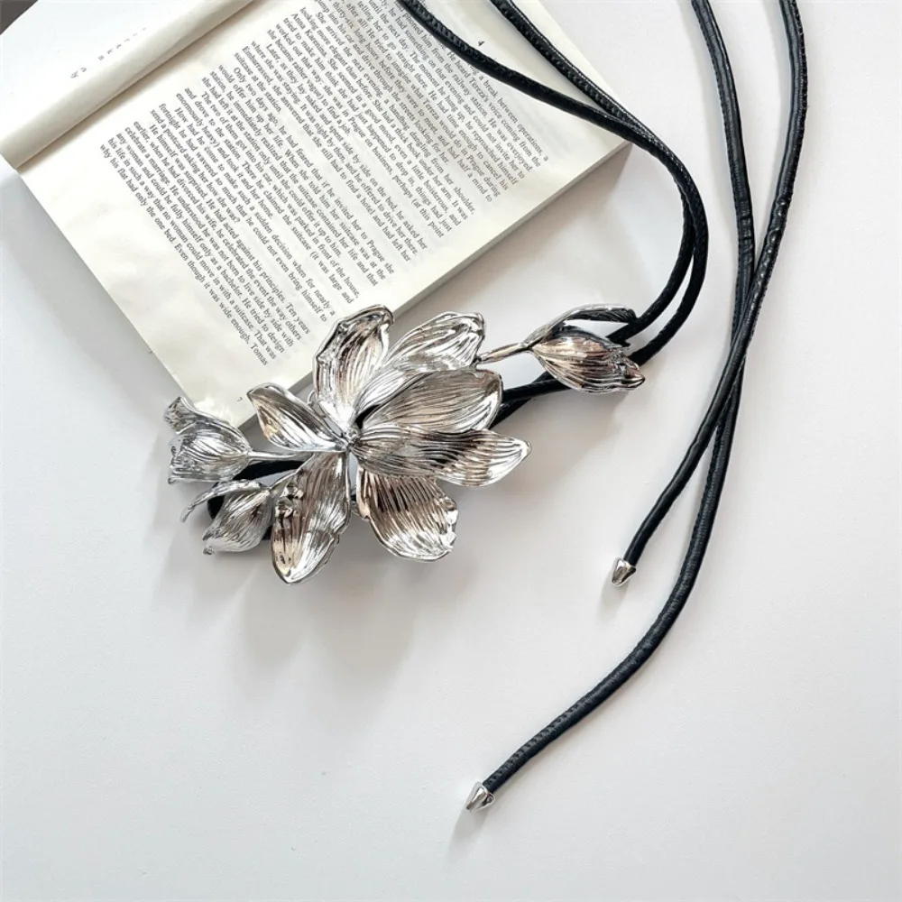 패션 빈티지 튤립 허리 체인 대형 우아한 합금 꽃 벨트 무타공 심플 PU 가죽 로프 벨트 바지용