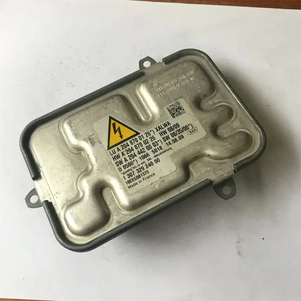 

Оригинальный ксеноновый балласт фар 2048700126 130732924000 для 06-09 Mercedes W204 C class C350 C300 C250 A2048700226 1307329240