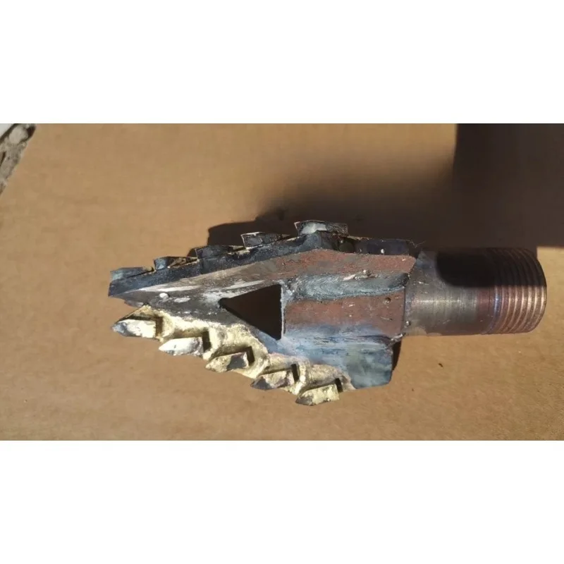 One inch pipe, 32 pipe drilling bit, drilling rig, water drill bit, cement drill bit, high-quality tungsten steel head