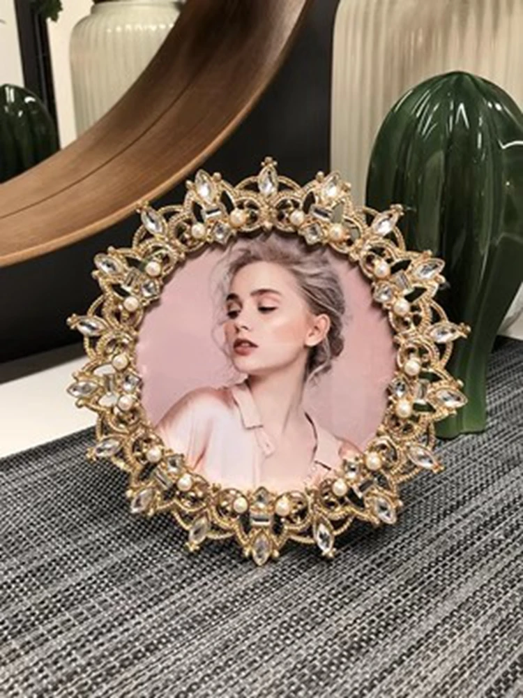 Fashion Round 4inches Gold Metal Picture Frame, Photocard Holder with , For Home tabletop Decoration,