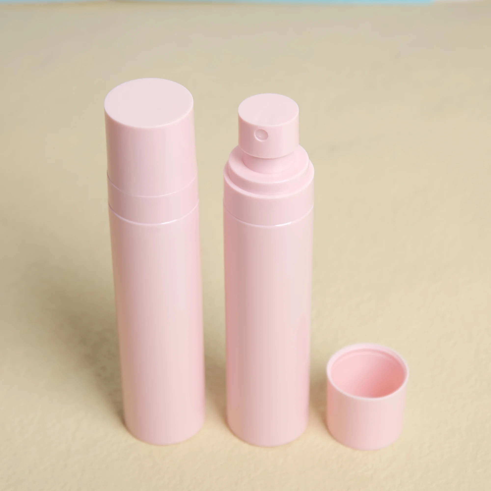 60ml 80ml 100ml Plastic Spray Bottle Mist Atomiser Sprayer Opaque Pink Perfume Refillable Bottle Travel Portable Container