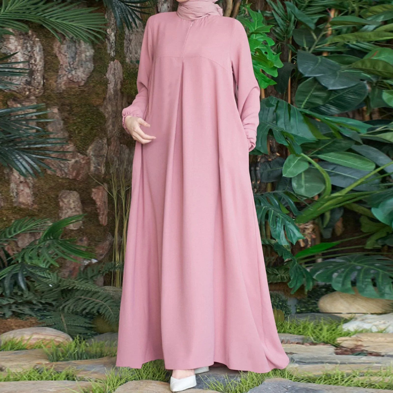 

Women's Solid Color Casual Temperament Elegant Pleated Long Skirts Round Neck Long Sleeved Long Skirt Loose Abaya Muslim Robe