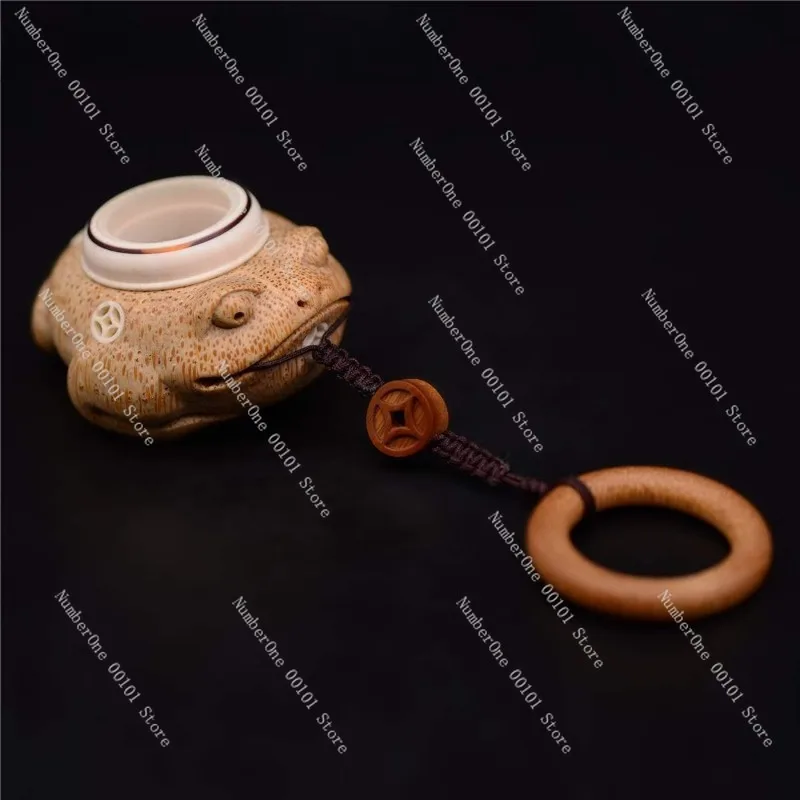 Handcrafted Old Bamboo Root Three Legged Money Frog Cricket Box Traditional Bamboo Carved Insect Cage Chirping Bug Container
