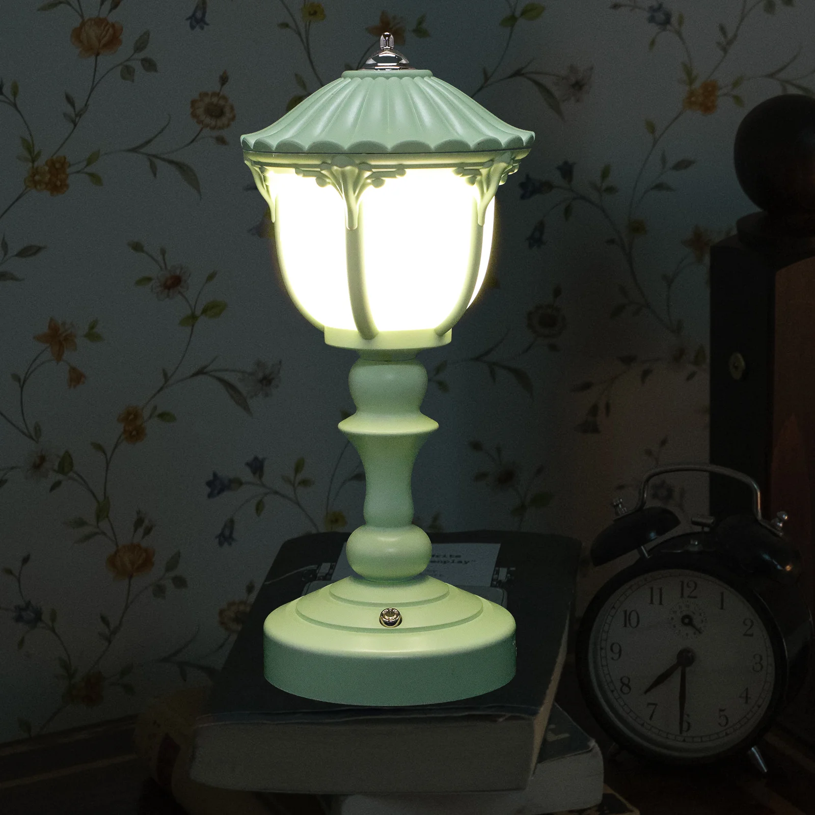 

Cute Mini Table Lamp Bedroom Decorative Night Light 3 Levels Adjustable Chargeable Bedside Lamp Solar Pillar Lights Household