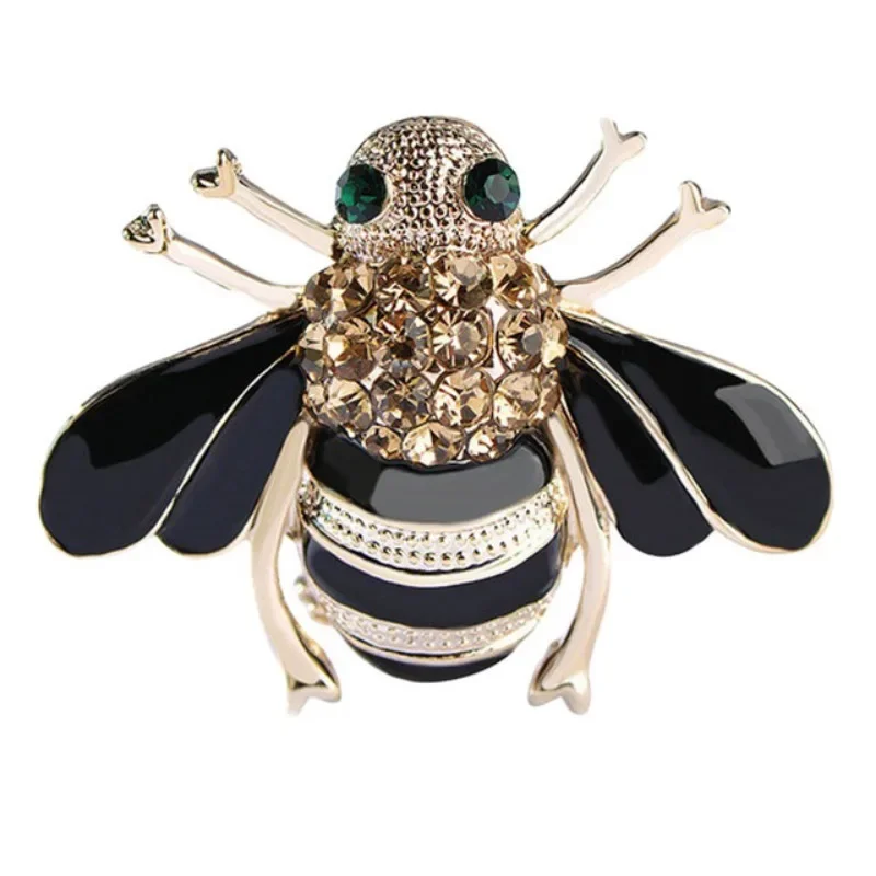 Exquisite Cute Bee Broochs for Women Luxury Black Enamel Crystal Zircon Anime Pins for Backpacks Jewelry Accessories Friend Gift