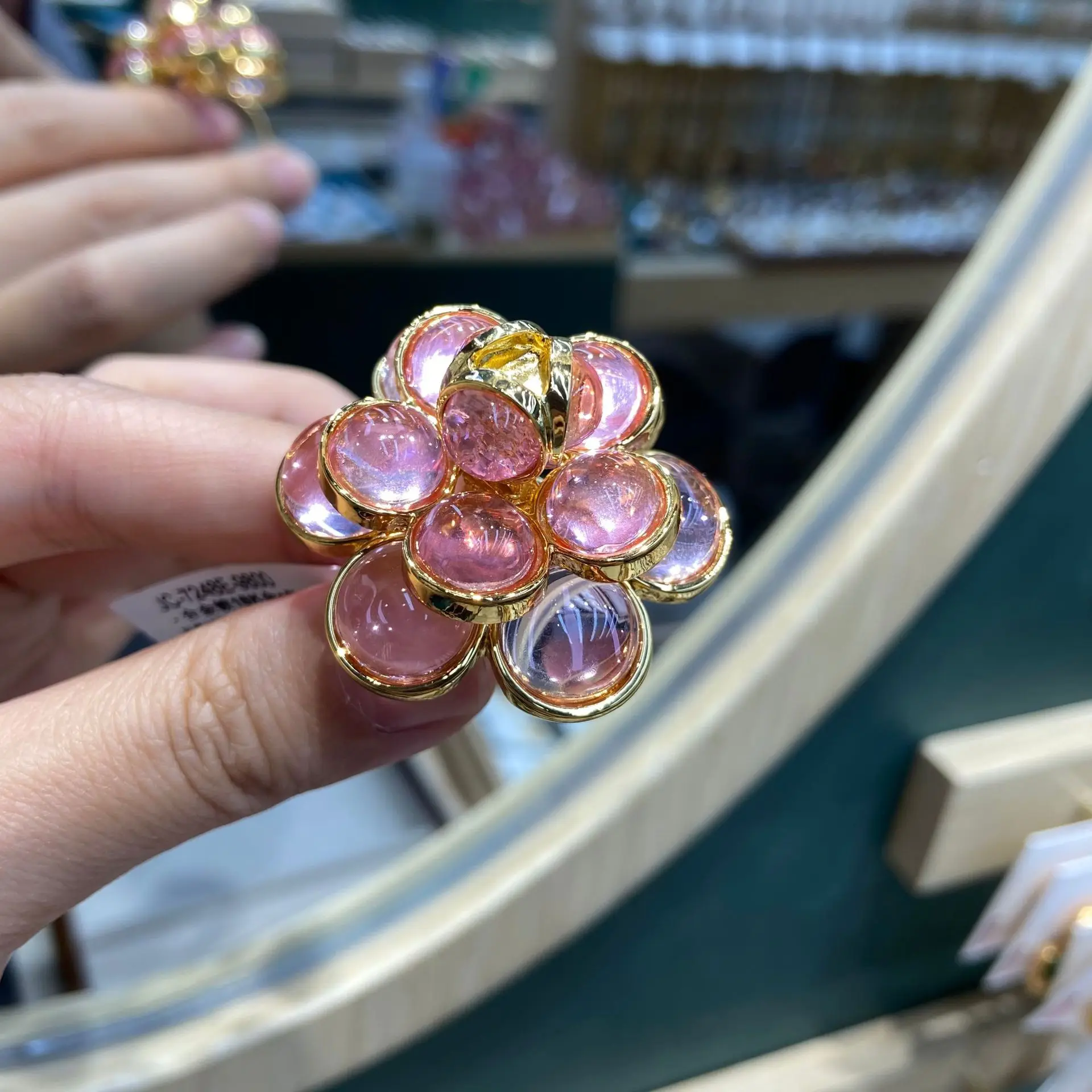 

2025 Spring ladies' pretty pink glazed flower ring