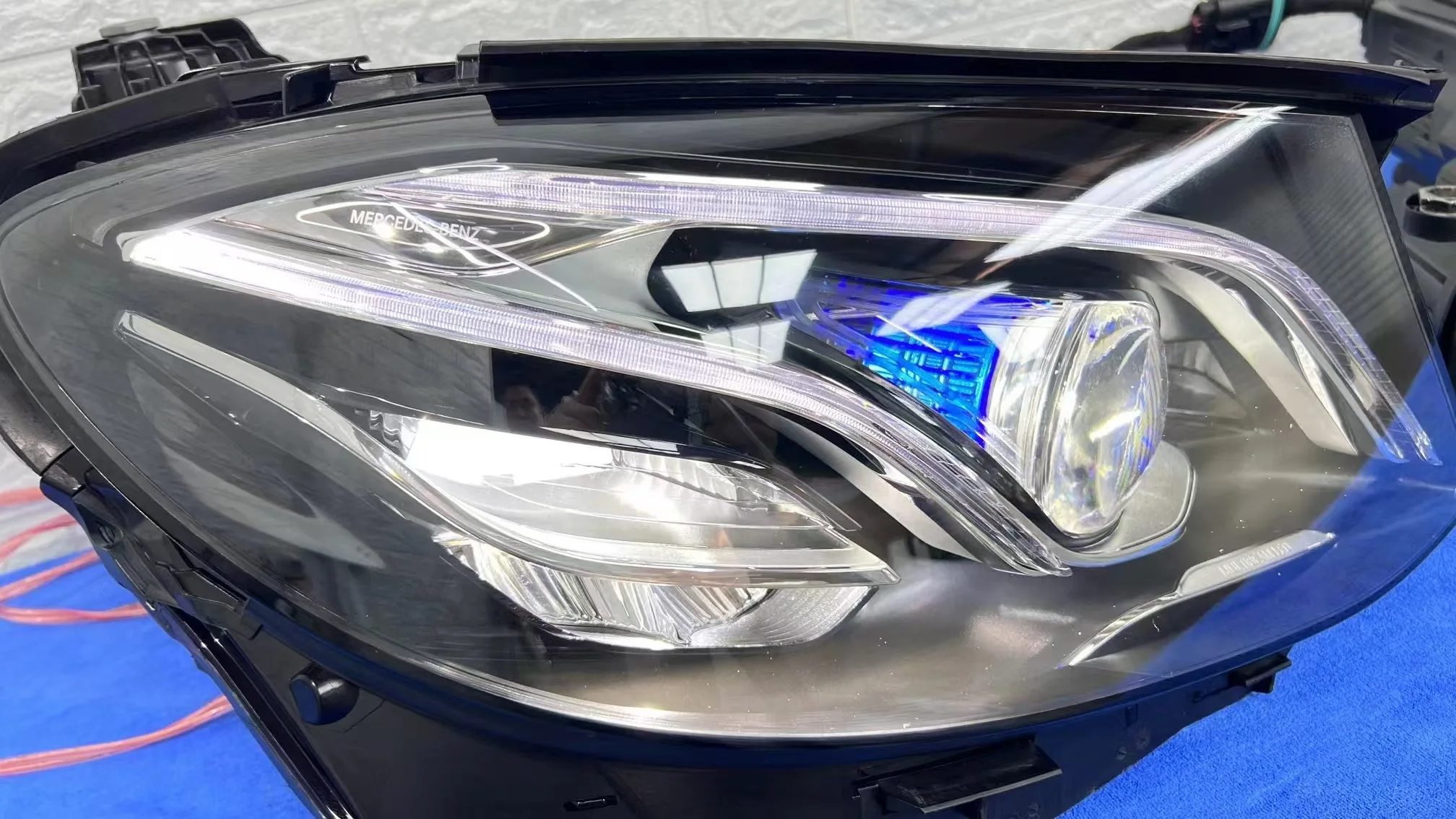 2016-2019 Suitable For Mercedes Benz E-Class W213 W238 Geometric Beam Headlights, Automotive Lighting System LED Headlights