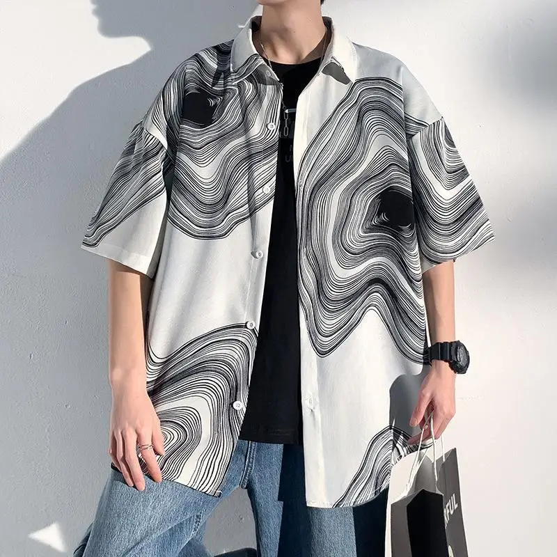 

New summer men's shirt, Hong Kong style fashion, versatile casual short sleeve with stripe and ink painting design