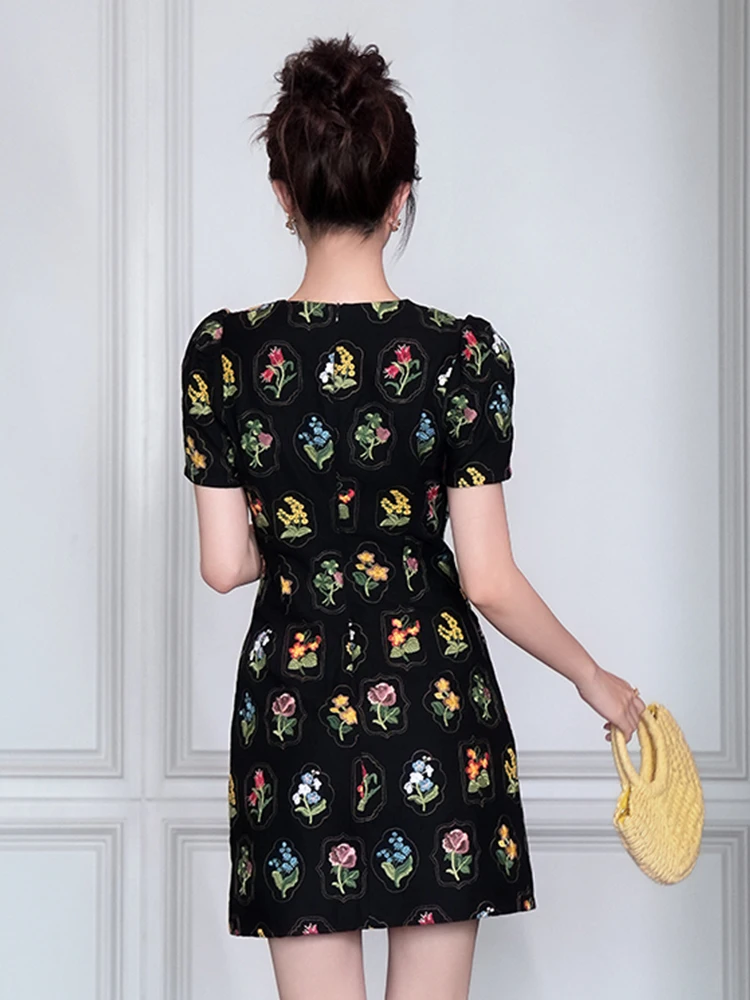 ชุดเดรสออกงานสไตล์ฝรั่งเศสสำหรับผู้หญิง เสื้อผ้าสไตล์เรโทรชิค ชุดราตรีสั้นทรงบอดี้คอนประดับดอกไม้ ชุดเดรสออกเดทหรูหราสำหรับงานเลี้ยง