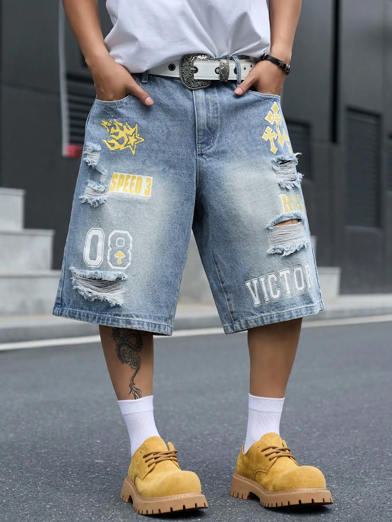 Men's Loose Fit Denim Bermuda Shorts, Vintage Distressed Letter Print Knee-Length Jeans, Y2K Hip Hop Streetwear