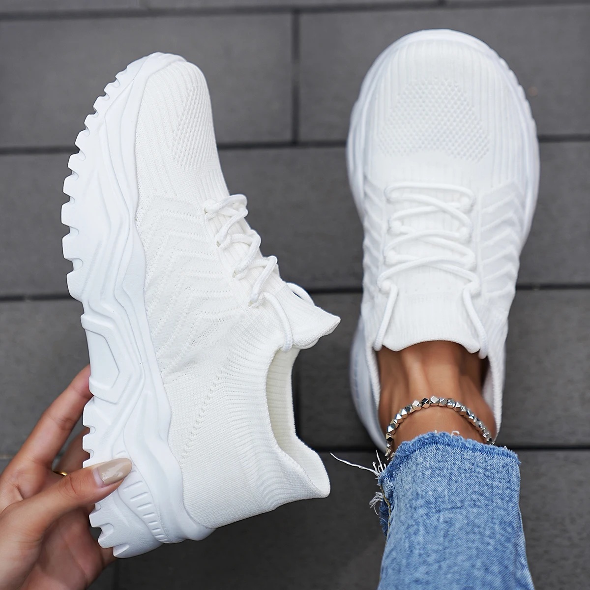

New Ladies Casual Sport Shoes Woman Slip On Lace-Up Shoes All Color Chunky Sole Fashion Fly Knitting white Mesh Shoes