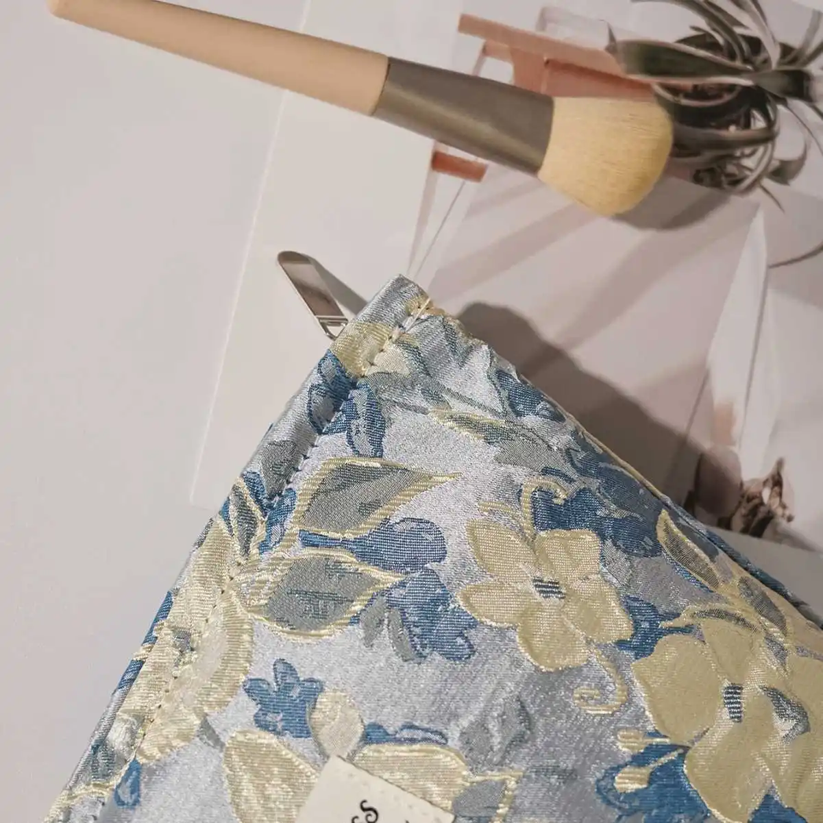 حقيبة يد نسائية كبيرة السعة بنقوش زهرية، حقيبة مكياج محمولة، حقيبة صندوقية منقوشة، خدمة تصميم مخصصة عبر الحدود، أحذية قابلة ل... #1