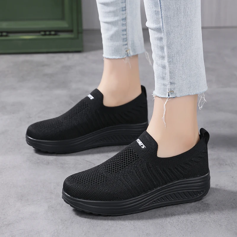 2024 New Mesh Sneakers Women's Thick Sole Comfortable Hiking Anti Slip Lazy Single Shoe Lightweight Breathable Casual Shoes