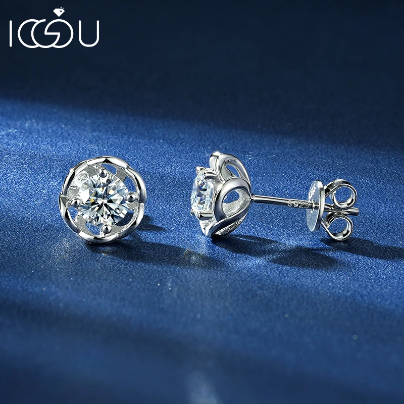 

IOGOU Real 0.5CT 5MM D Color Round Moissanite Stud Earrings for Women 925 Sterling Silver Flower Earrings Jewelry Certificate