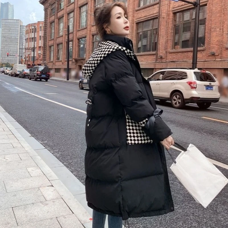 

Зимнее пальто в корейском стиле, утолщенный дизайн в шахматном порядке, новинка 2025 года, черный пуховик, свободная верхняя одежда