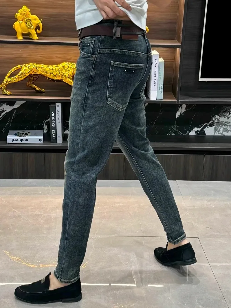 

Высококачественные модные мужские джинсы: новинка осенне-зимнего сезона, универсальные, повседневные, прямого кроя, для бизнеса и отдыха.