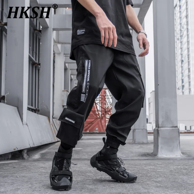 

HKSH Spring Autumn New Cargo Pants Tactical Dark Fabric Versatile Chic Pocket Leggings Safari Style Tide Print Overalls HK1937