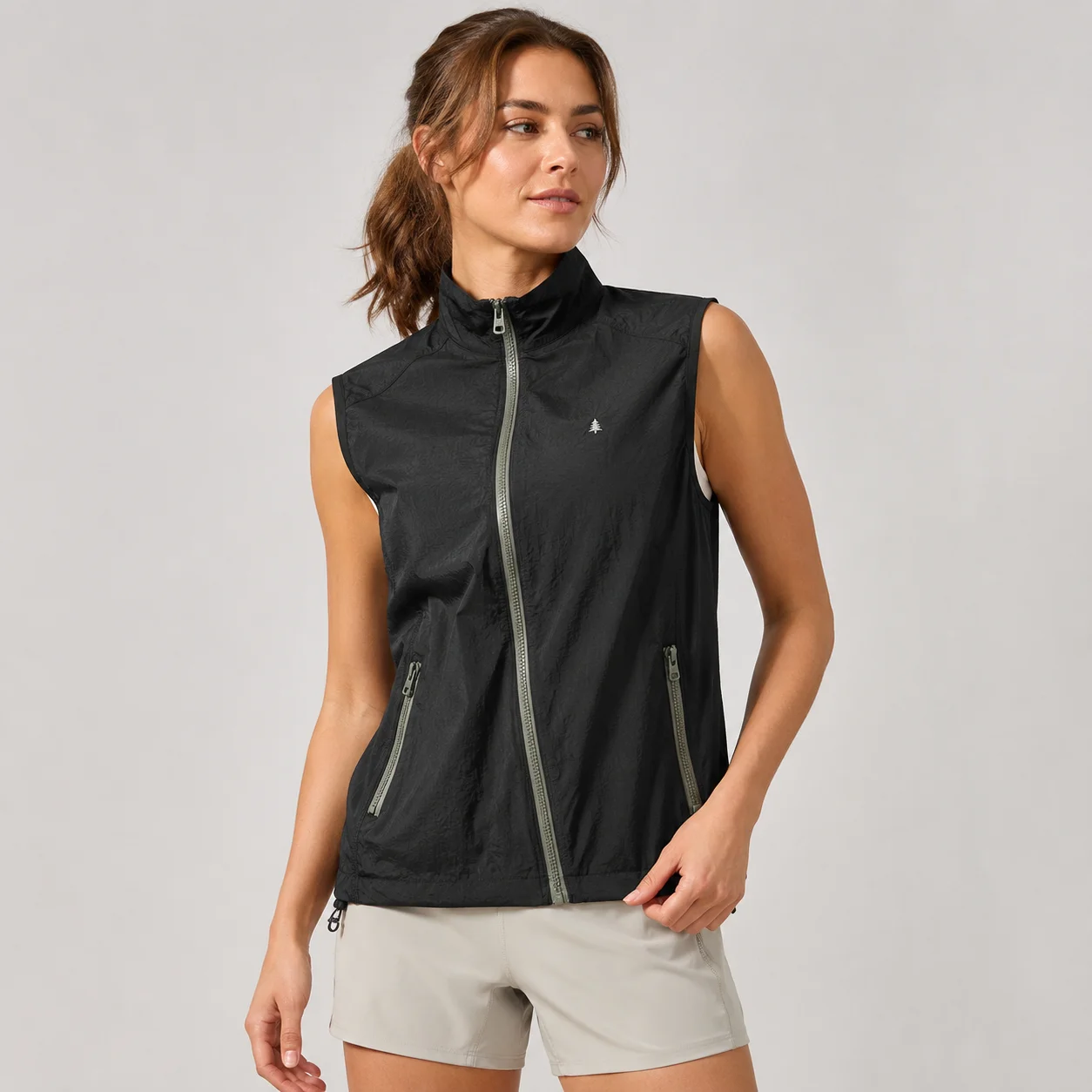 EOENKKY Women’s Lightweight Outdoor Vest Sleeveless Zip Up Jacket Stand Collar Quick Dry Sun Protection Hiking Travel