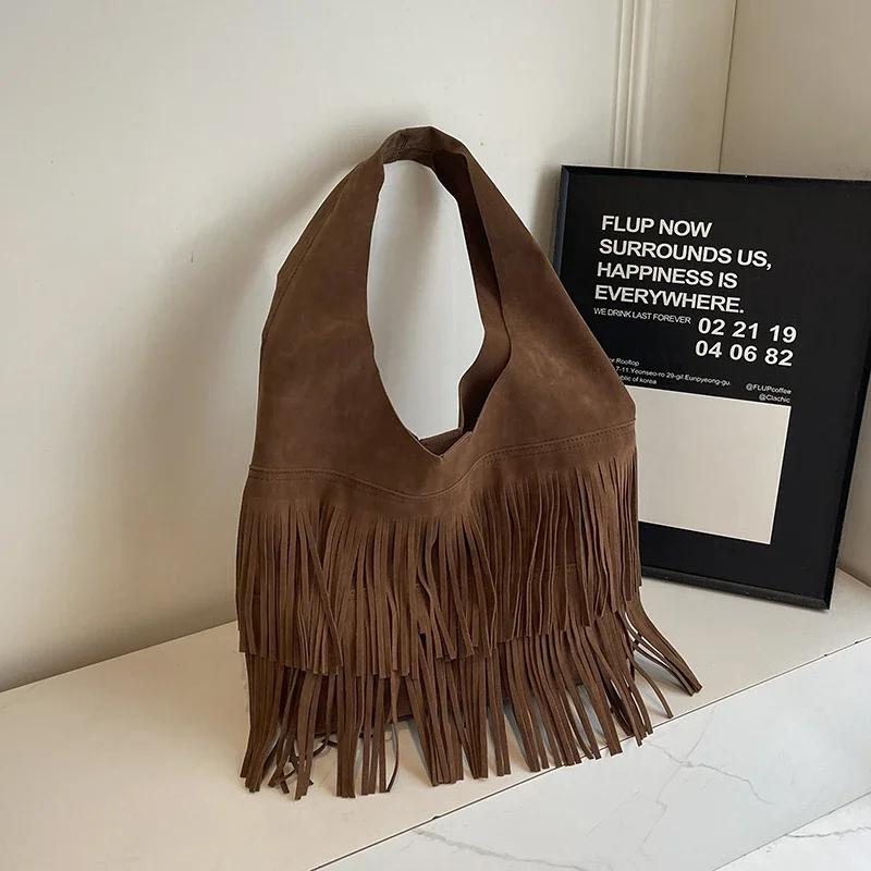 High End Minimalist Tote Bag 2024 Autumn/winter Fashionable Tassel Single Shoulder Women's Bag Large Capacity Frosted Bucket Bag