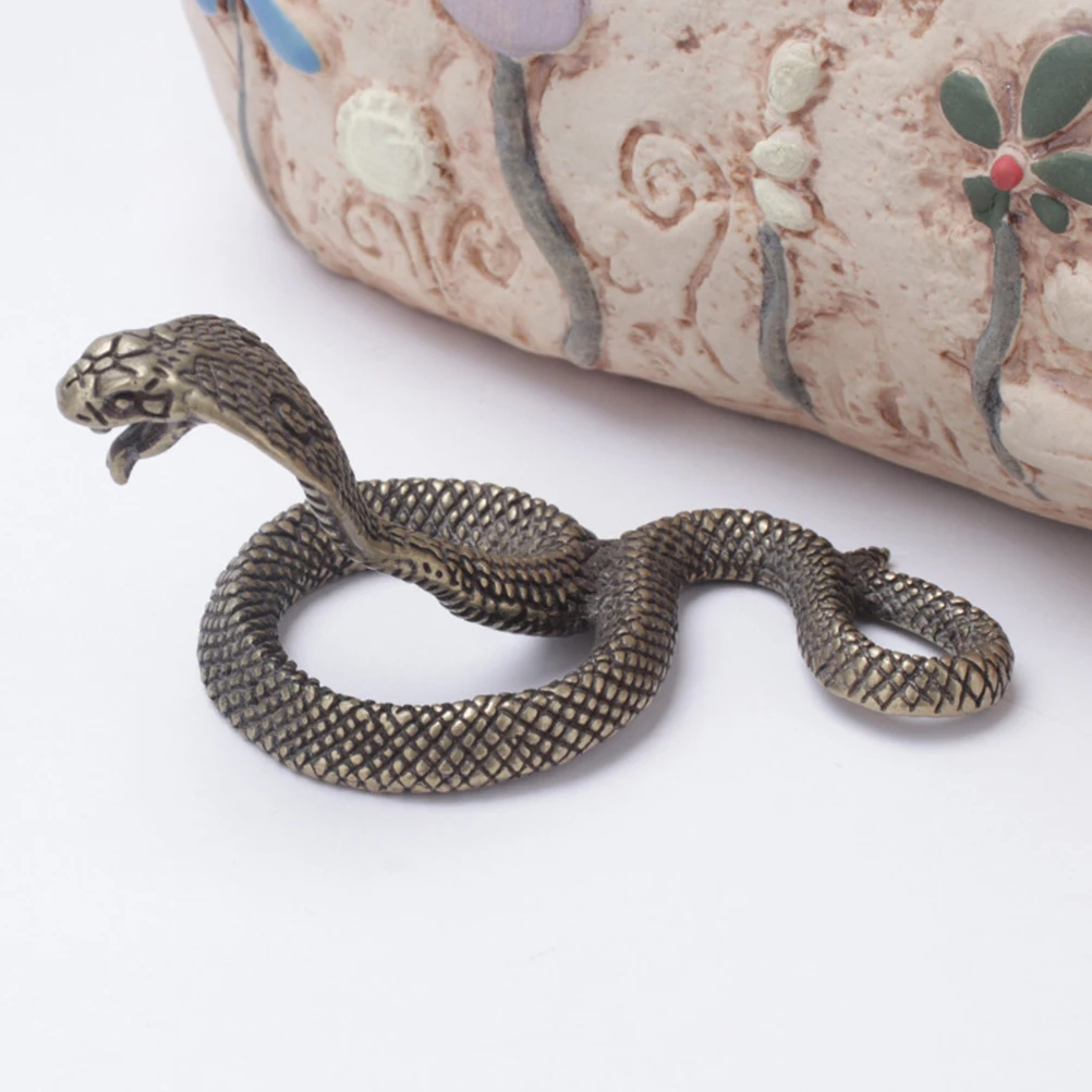 

Retro Cobra Desktop Sculpture Home Office Decor Snake Statue Tabletop Art Ornament Snake Desktop Art Decor Decoration