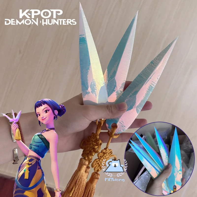 

Anime KPop HUNTR/X Zoey Cosplay Prop Do Gooder Zoey Colorful Laser Film Magical Knife Throwing Demon Hunter For Halloween Party