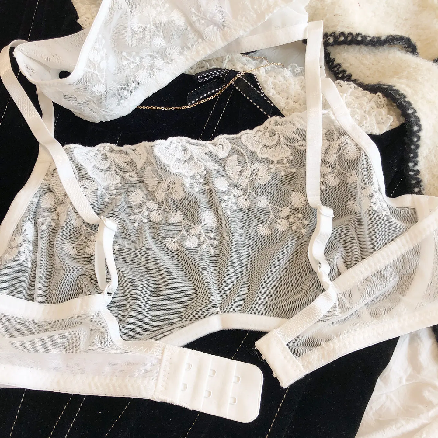 lenceria-de-encaje-bordado-sexy-conjunto-de-sujetador-con-cordones-y-aros-suaves-ultrafinos-push-up-para-busto-grande-bragas-con-espalda-en-t-con-efecto-adelgazante